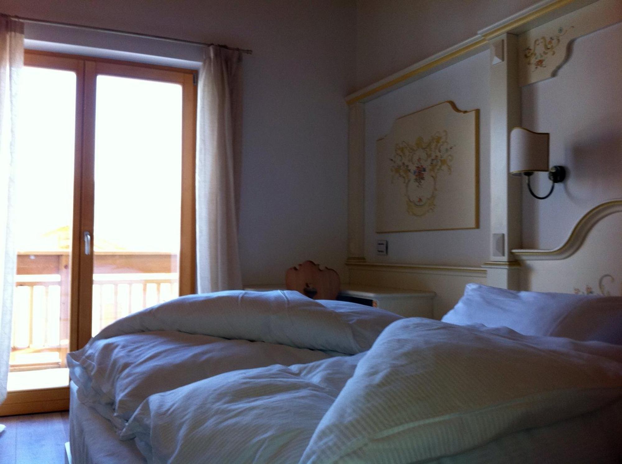 Relais Fior Di Bosco Aparthotel Folgaria Exterior photo