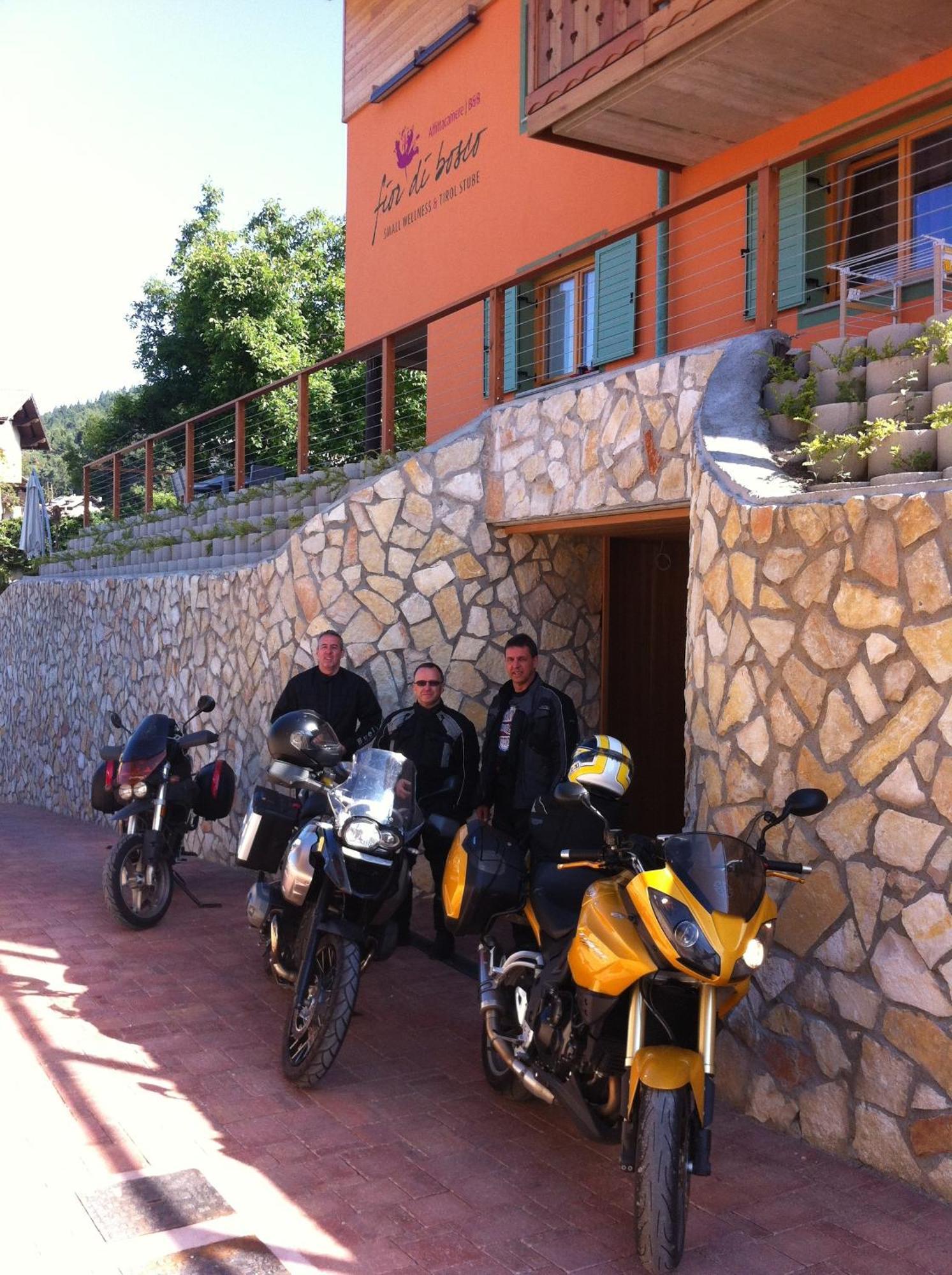 Relais Fior Di Bosco Aparthotel Folgaria Exterior photo