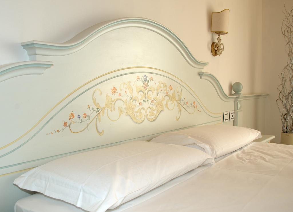 Relais Fior Di Bosco Aparthotel Folgaria Room photo